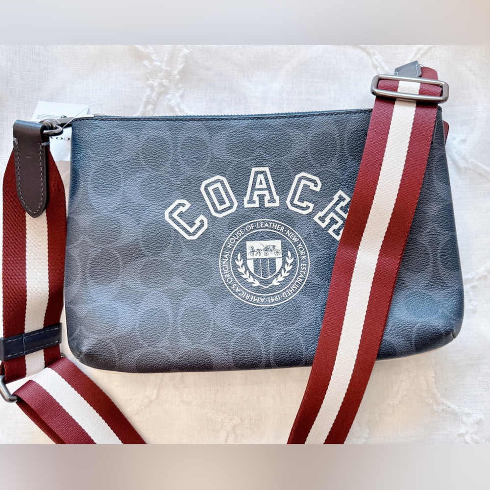NWT Coach Everett Crossbody In Signature Canvas With Varsity Motif